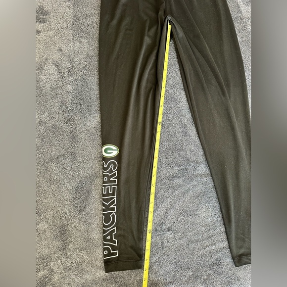 NFL Team Apparel - Women's Black Green Bay Packers Leggings, Medium - Picture 7 of 8